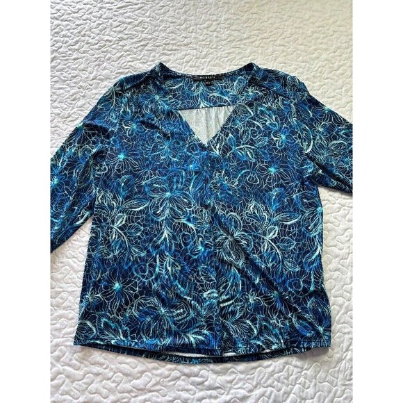 Zac & Rachel Blue Floral Print Vneck Flowy Blouse size large - Picture 1 of 5